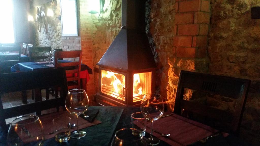 Hotel Rural El Horno De Aliaga Ngoại thất bức ảnh