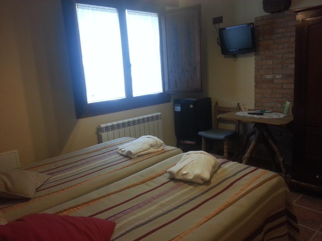 Hotel Rural El Horno De Aliaga Ngoại thất bức ảnh