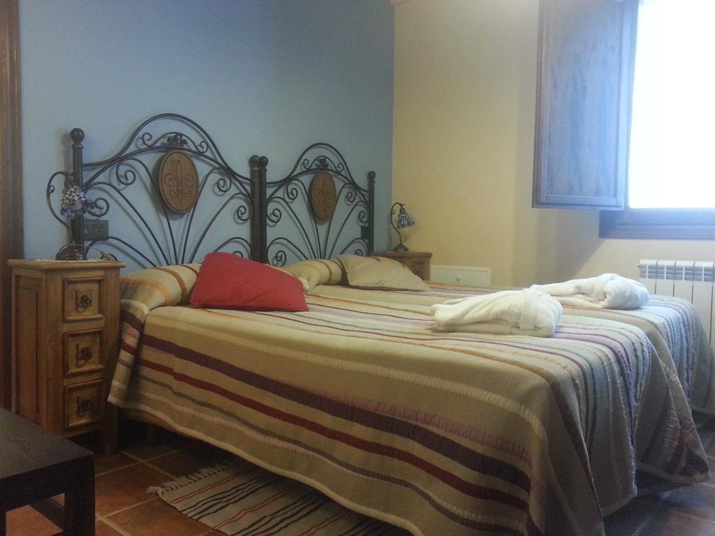 Hotel Rural El Horno De Aliaga Phòng bức ảnh
