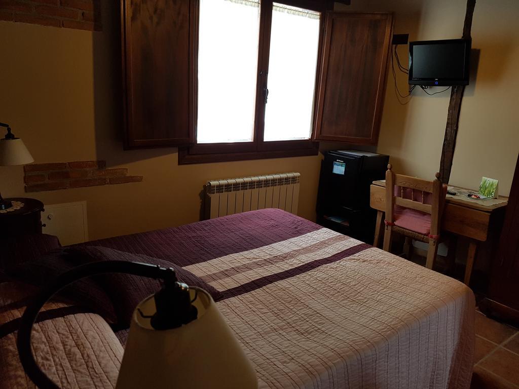 Hotel Rural El Horno De Aliaga Ngoại thất bức ảnh
